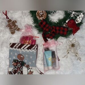 Stocking Stuffers: Hair & Makeup